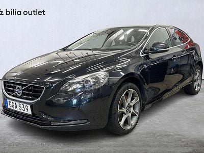Begagnad Volvo V40 Ocean Race 120 HK (88 kW) 2014 Svart Halvkombi