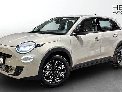Blå Ny 2025 Fiat 600 Icon SUV | 307 800 kr