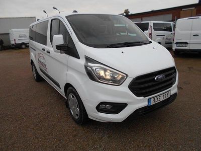 Vit Begagnad 2022 Ford Transit Custom Kombi | 395 000 kr (Dyr)