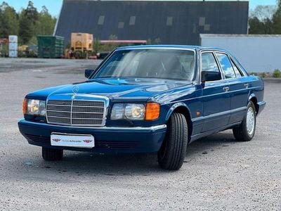 Blå Begagnad 1990 Mercedes S420 Sedan | 99 900 kr