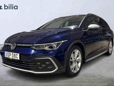 Blå Begagnad 2023 VW Golf VIII | 309 000 kr (Marknadspris)