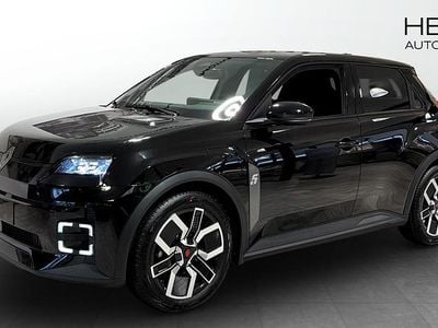 Svart Ny 2025 Renault 5 E-Tech Techno Halvkombi | 405 800 kr (Marknadspris)