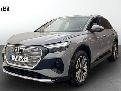 Begagnad Audi Q4 e-tron Advanced Plus 210 kW (286 HK) 2023 Grå SUV