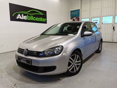 begagnad VW Golf 5-dörrar 1.6 TDI BlueMotion Style Euro 5 2013, Halvkombi