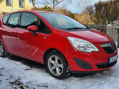 Begagnad Opel Meriva 140 HK (102 kW) 2011 Minibuss