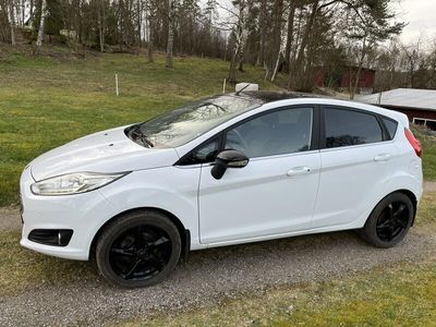 begagnad Ford Fiesta 5-dörrar 1.0 EcoBoost Euro 6