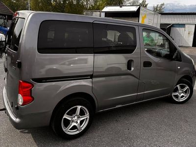 Begagnad 2011 Nissan NV200 Minibuss | 29 500 kr
