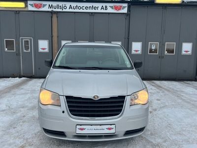 begagnad Chrysler Grand Voyager 3.8 V6 AUTOMAT/7- SITSIG/DRAGKROK/SOV