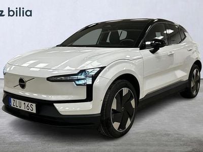 Vit Begagnad 2024 Volvo EX30 Single Motor Extended Range SUV | 364 900 kr (Marknadspris)