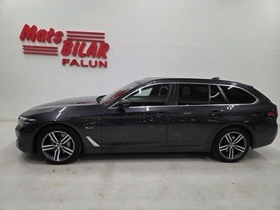 Grå Begagnad 2023 BMW 530 Kombi | 379 900 kr