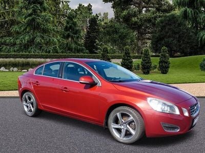 Begagnad Volvo S60 Momentum 150 HK (110 kW) 2011 Röd Sedan