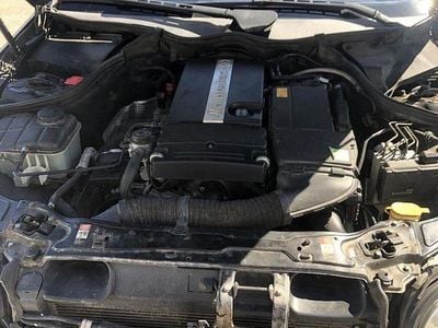 Mercedes C180