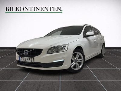 Begagnad Volvo V60 120 HK (88 kW) 2016 Vit Kombi