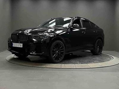Svart Begagnad 2023 BMW X6 SUV | 799 000 kr