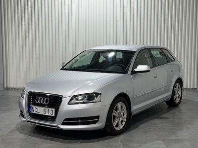 Begagnad Audi A3 Sportback Attraction 140 HK (102 kW) 2012 Silver Halvkombi
