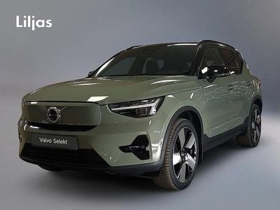 Grön Begagnad 2023 Volvo XC40 Single Motor Extended Range SUV | 414 900 kr (Marknadspris)