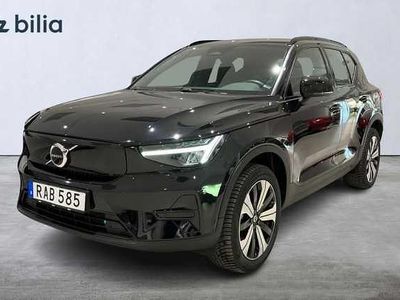 Svart Begagnad 2022 Volvo XC40 Core SUV | 334 900 kr