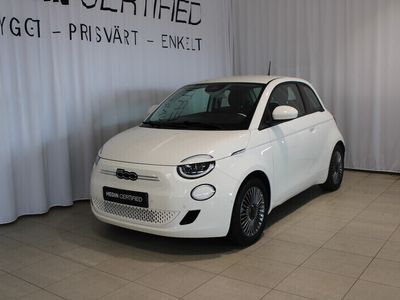 Begagnad Fiat 500e Icon 87 kW (119 HK) 2021 Vit Halvkombi