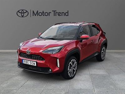 Röd Begagnad 2024 Toyota Yaris Cross Style SUV | 329 900 kr