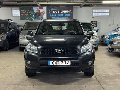 Mörkgrå Begagnad 2005 Toyota RAV4 SUV | 69 900 kr (Bra pris)