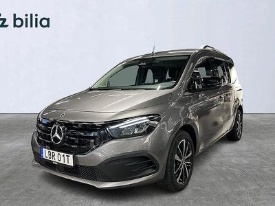 Begagnad Mercedes EQT200 91 kW (124 HK) 2023 Grå Minibuss