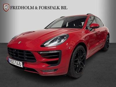 Röd Begagnad 2017 Porsche Macan SUV | 368 900 kr