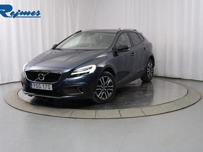 Begagnad Volvo V40 CC 152 HK (111 kW) 2018 Mörkblå Kombi