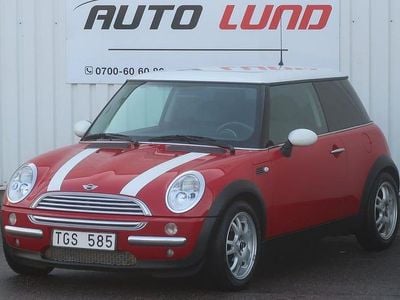 Röd Begagnad 2002 Mini Cooper Halvkombi | 38 000 kr (Marknadspris)