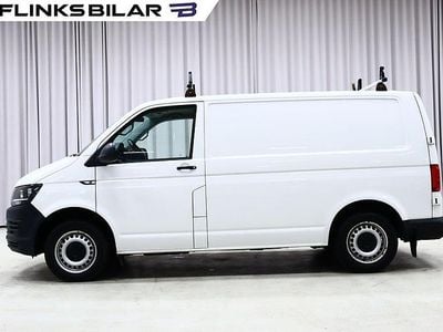 Vit Begagnad 2018 VW Transporter Van | 154 900 kr