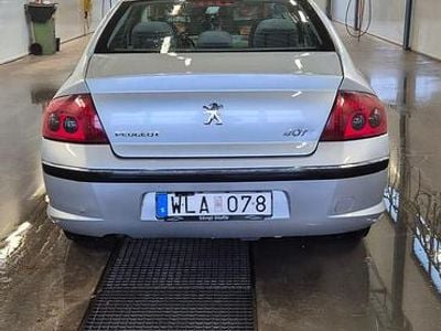 Peugeot 407