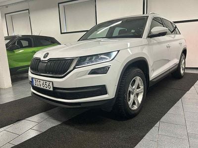 Vit Begagnad 2017 Skoda Kodiaq SUV | 219 500 kr (Bra pris)