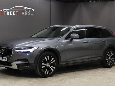 Begagnad Volvo V90 CC Momentum 190 HK (139 kW) 2020 Grå Kombi