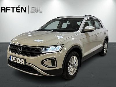 Grå Begagnad 2022 VW T-Roc SUV | 229 700 kr (Marknadspris)
