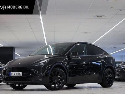 Svart Begagnad 2023 Tesla Model Y Long Range AWD SUV | 409 900 kr (Marknadspris)