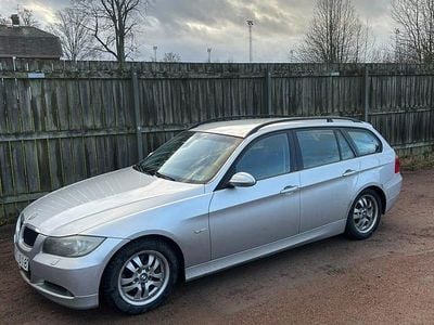 Begagnad 2007 BMW 318 Kombi | 34 900 kr (Marknadspris)