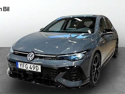 Begagnad VW Golf VIII GTI Clubsport 300 HK (220 kW) 2025 Mörkgrå Halvkombi