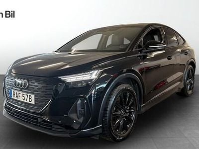Svart Begagnad 2023 Audi Q4 Sportback e-tron S-Line SUV | 439 900 kr (Marknadspris)