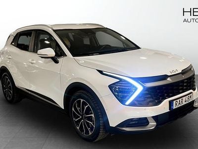 Vit Begagnad 2023 Kia Sportage Advance SUV | 389 900 kr (Marknadspris)