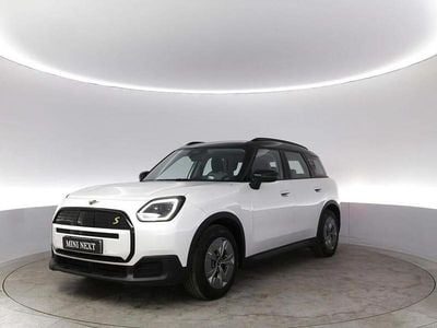 Vit Begagnad 2024 Mini Countryman SUV | 414 900 kr (Bra pris)
