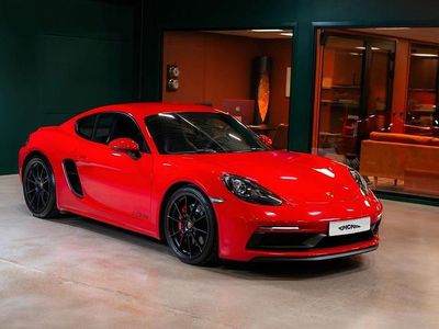 Röd Begagnad 2020 Porsche 718 Cayman Sportkupé | 969 900 kr