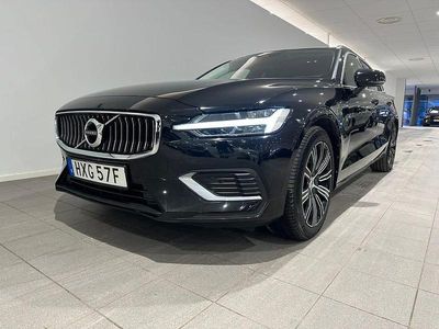 Svart Begagnad 2021 Volvo V60 Inscription Kombi | 329 500 kr
