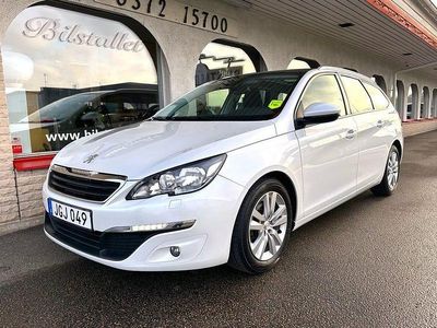 Vit (whitepearlmetallic) Begagnad 2015 Peugeot 308 Active Kombi | 99 000 kr (Dyr)