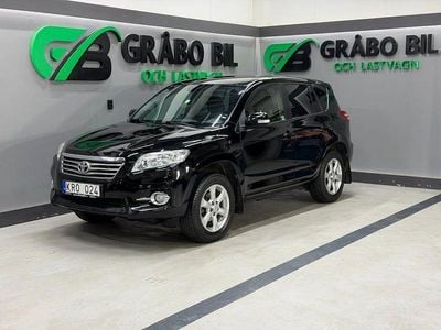 Svart Begagnad 2010 Toyota RAV4 SUV | 119 900 kr (Marknadspris)