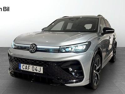 Silver Begagnad 2025 VW Tiguan R-line SUV | 609 900 kr