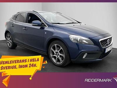 Blå Begagnad 2015 Volvo V40 CC Ocean Race Kombi | 129 800 kr (Marknadspris)