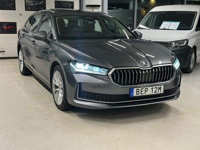 Begagnad Skoda Superb 193 HK (141 kW) 2024 Grå Kombi