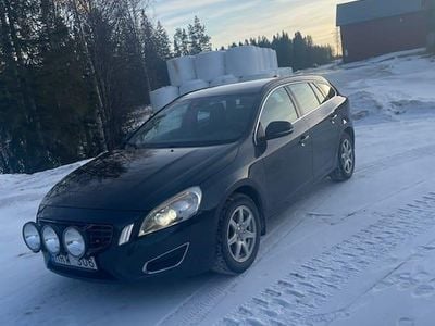 Begagnad 2012 Volvo V60 Kombi | 59 900 kr (Lite dyr)