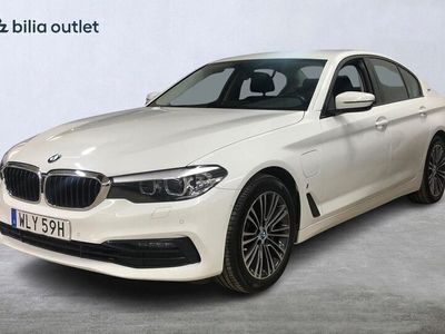 begagnad BMW 530 e iPerformance Sedan Sport line 252hk Navi B-kamera