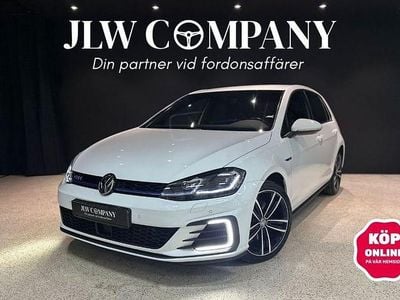 Begagnad VW Golf VII GTE 204 HK (150 kW) 2017 Vit Halvkombi