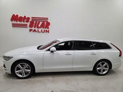 Begagnad Volvo V90 Momentum 190 HK (139 kW) 2018 Vit Kombi